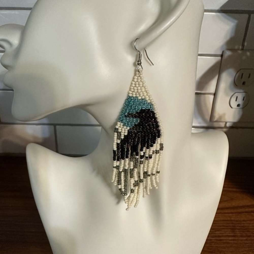 - Beautiful beaded earrings. NWT Western. Boho Navajo. Blackbird in beading